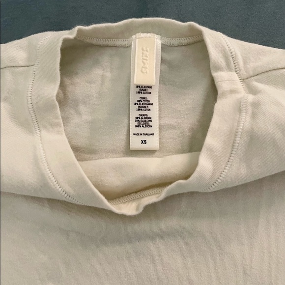 Skims bodysuit - Picture 2 of 5